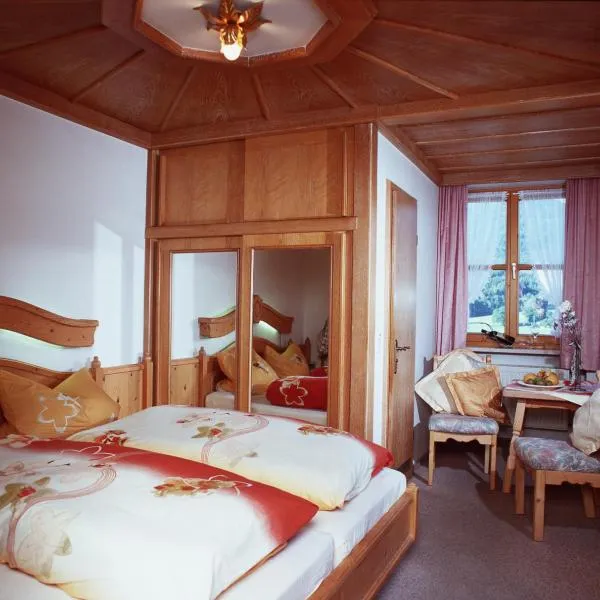 Pension / Ferienwohnungen Ludwig, hotel v destinaci Rimbach
