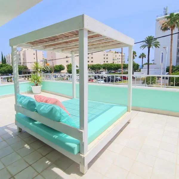 Tabbu ibiza apartments, hotel in Playa d'en Bossa