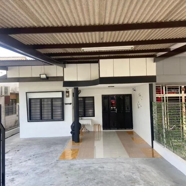 The 88 Homestay, hotel in Batu Pahat