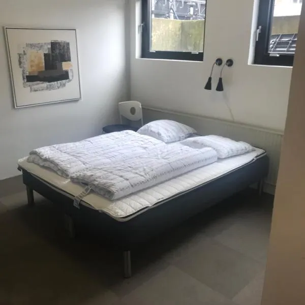 그린드스테드에 위치한 호텔 Family rooms in the center