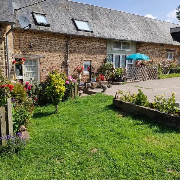 Les Petits Champs, hotel in Savigny-le-Vieux