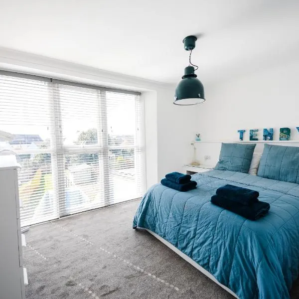 Flat 3 Flint House Tenby - Luxury couples apartment, hotel in Tenby