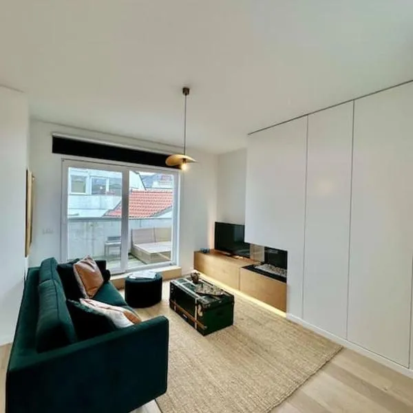 Sunny apartment @theater area, hotel di Antwerpen