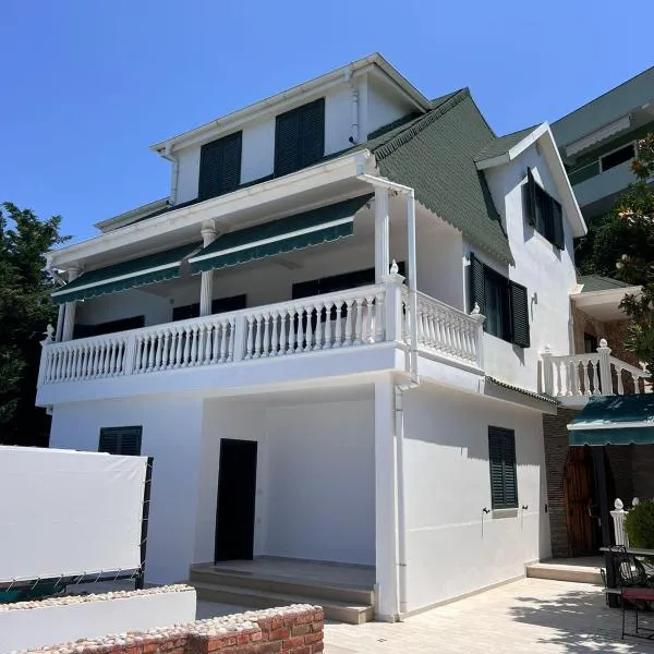 Vila Rexhepaj, hotel di Vlore