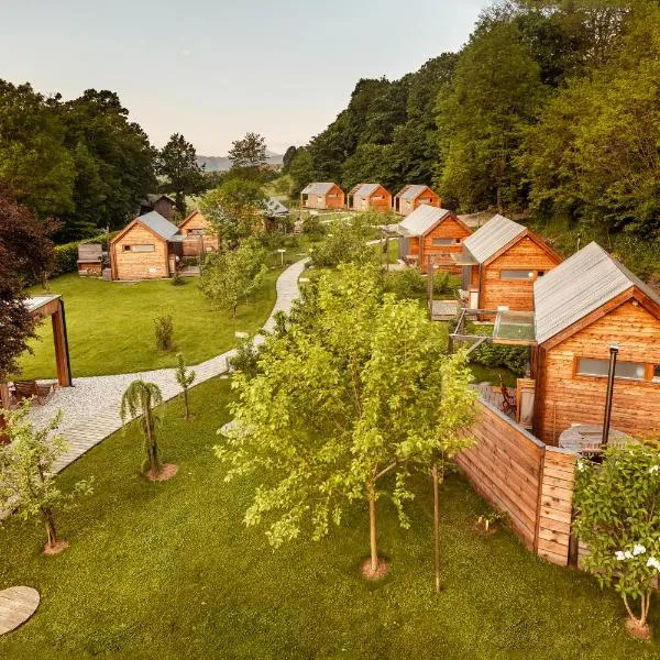 Glamping Mountain Fairy Tale, отель в городе Zvirče