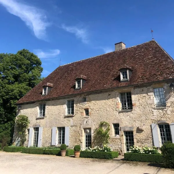 La grand' maison, hôtel à Saint-Germain-des-Bois