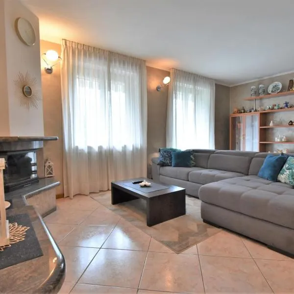 Apartment Delebio Terrace Apartment by Interhome, hotel Delebióban