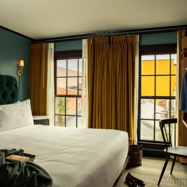 Hotel Emeline, hotel i Charleston