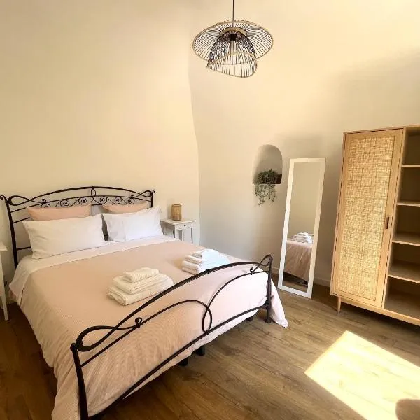 Da I Ciarui casa vacanze, hotel v destinaci Dolceacqua