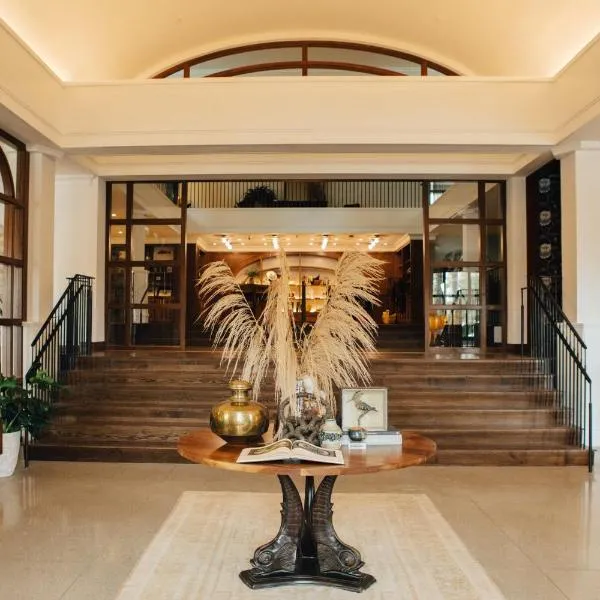 Hotel Emeline, hotel in Charleston