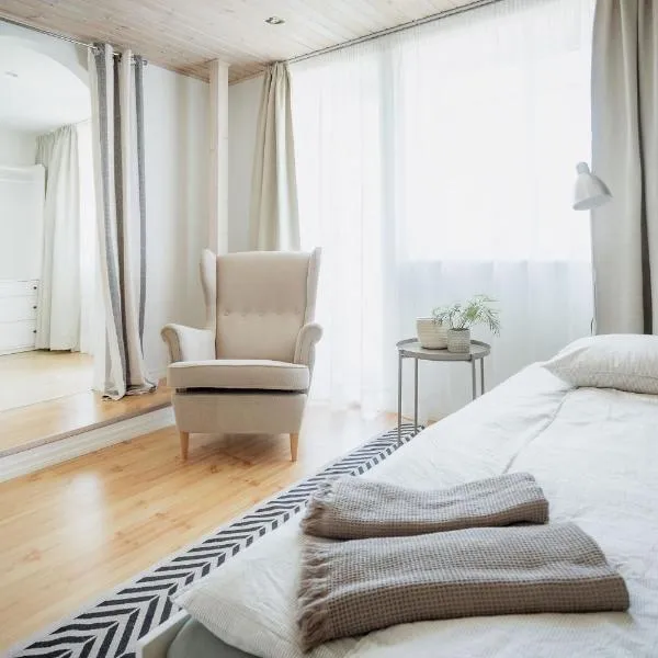 Nautika Central Residence, hotel in Kuressaare