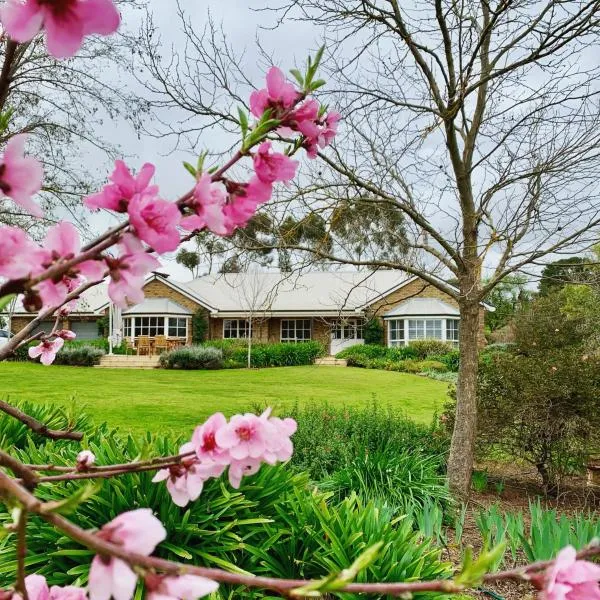 Seppeltsfield Vineyard Retreat - 3 Bedroom Holiday Home, hotel a Seppeltsfield