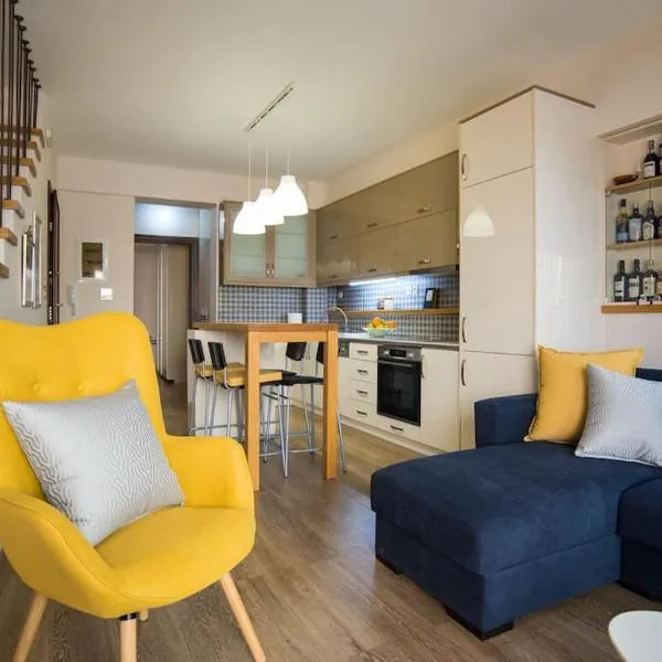Modern, Stylish Maisonette, hotel en Itea