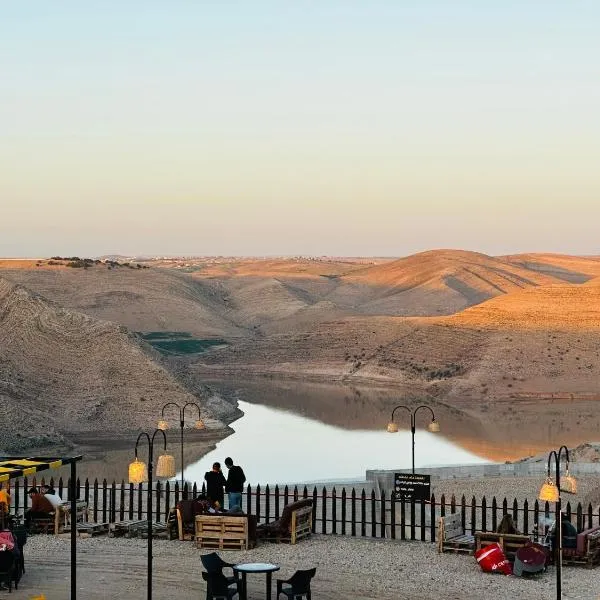 Wadi Al-Wala View Camp, hotell i Ath Thughrah