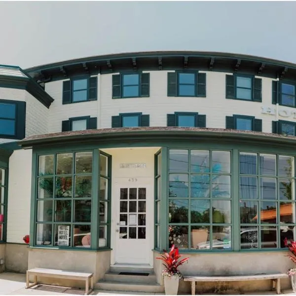 ZEY HOTEL, hotel v destinaci Greenport