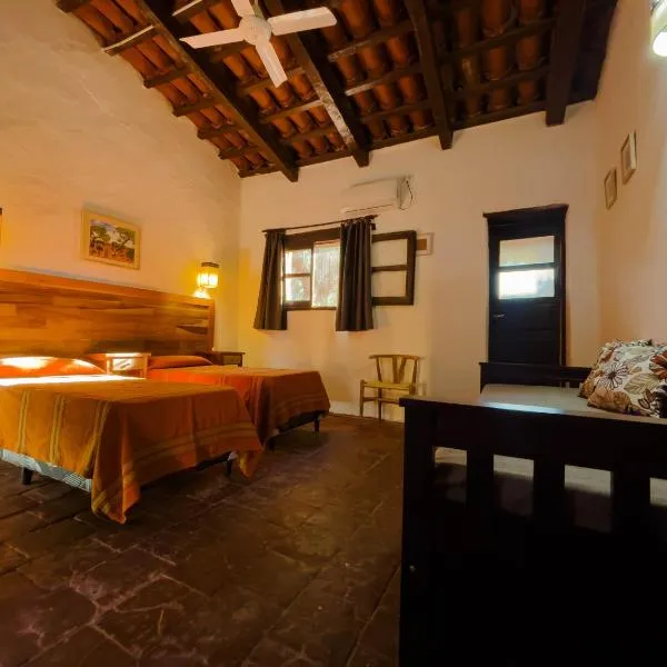 La Casona de Moldes, hotel v destinaci Coronel Moldes