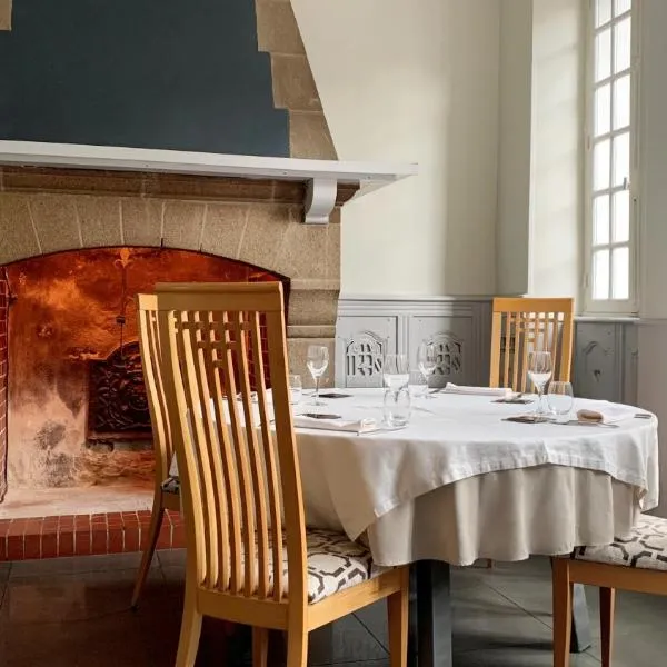 Hôtel De France - Restaurant L'insolite, Hotel in Douarnenez