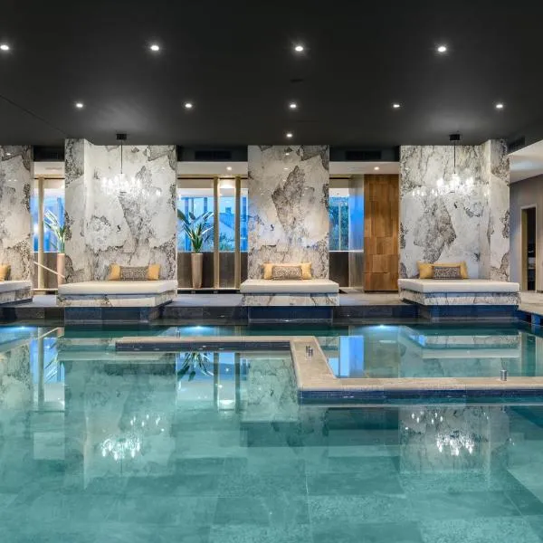 Hotel Vinifera Wine & Spa 5 Stars Superior, отель в Балатонфюреде