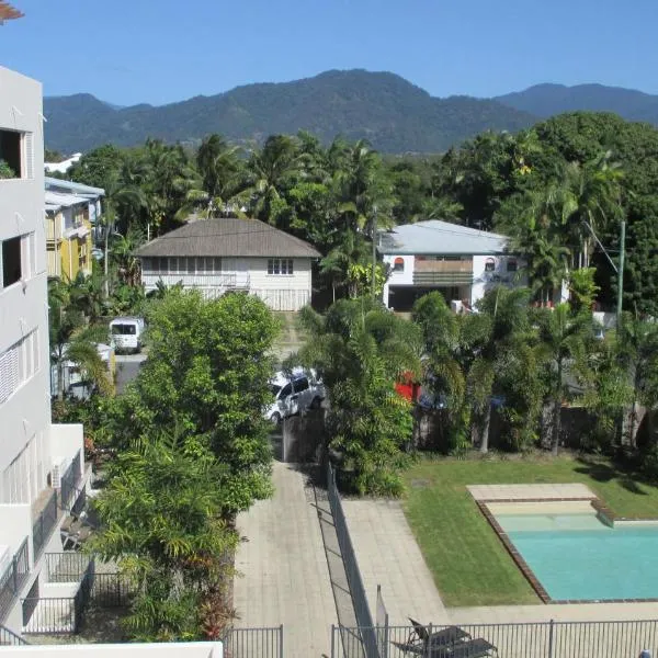 Edge Apartments Cairns, hotel in Cairns