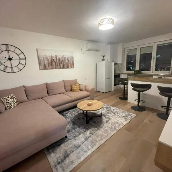 Promenada Apartment, hotel en Novi Sad