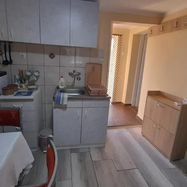 Centrala, hotel u gradu Vrdnik