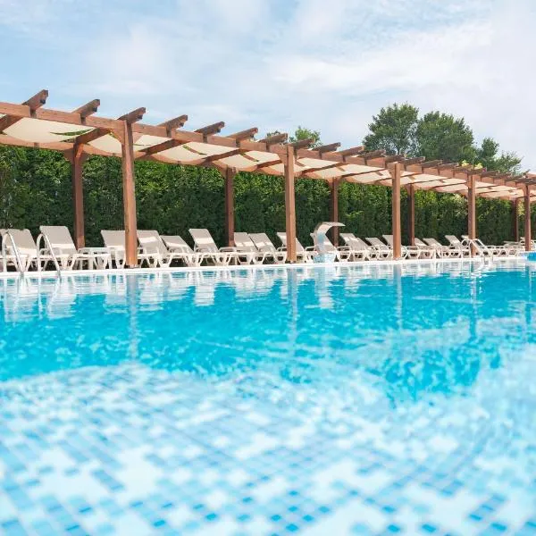 Emerald Hotel, hotel v destinaci Ulcinj