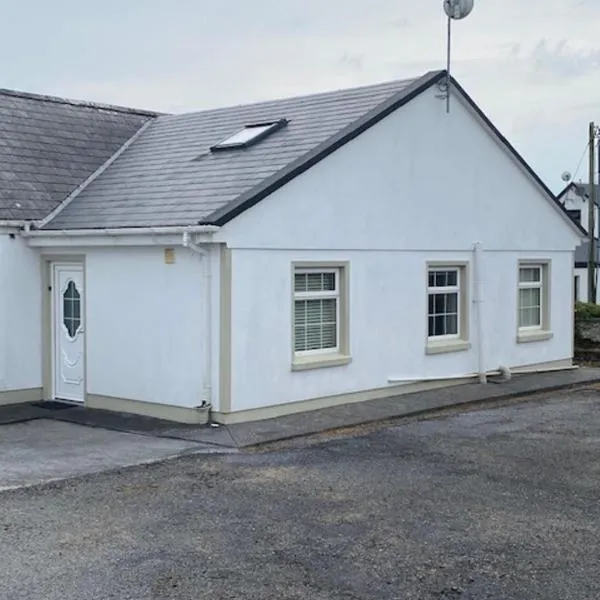 JMD Lodge - Self Catering Property in the heart of The Burren between Ballyvaughan, Lisdoonvarna, Doolin and Kilfenora in County Clare Ireland, hotel in Ballyvaughan