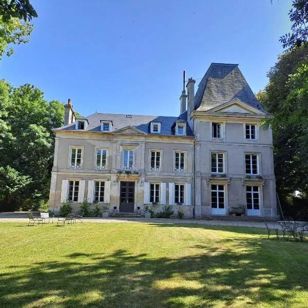 La Maison Pelloquin, hotel v destinácii Bernières-sur-Mer