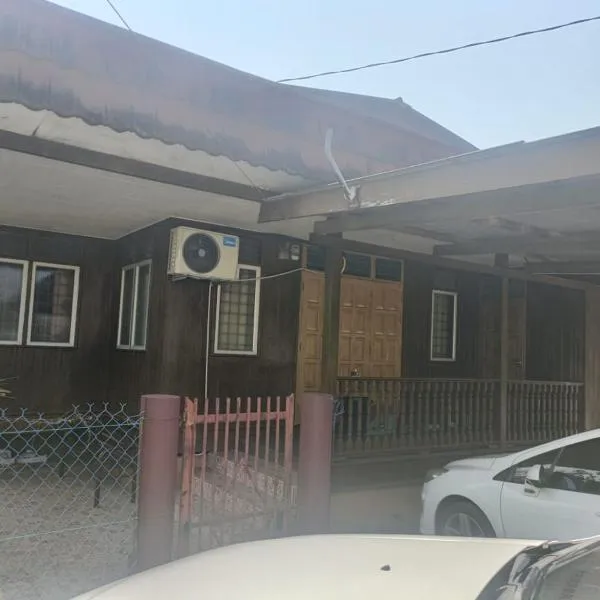 RS HOMESTAY DUNGUN: Kampong Pak Sabah şehrinde bir otel