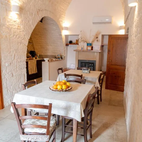 Pietra Rosa Apulian Home, hotel u Alberobellu