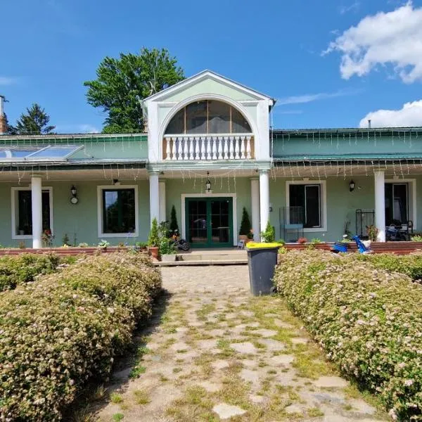 Agroturystyka Zielony Zakątek w Wiewiecku, hotel in Ińsko