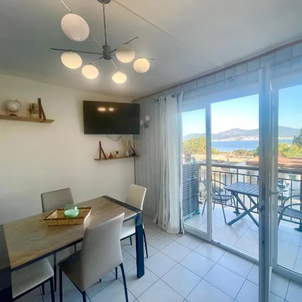 Appartement cosy, vue mer à 5 min à pied de la mer, hotel v destinácii Grosseto-Prugna
