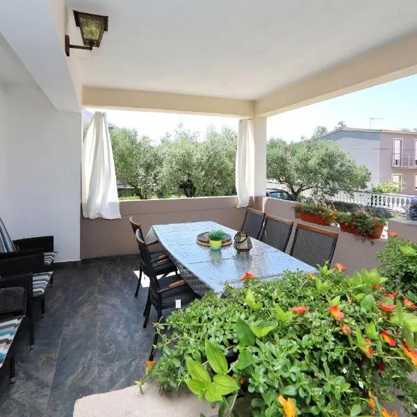 Apartment Sunny Terrace – hotel w Bibinje