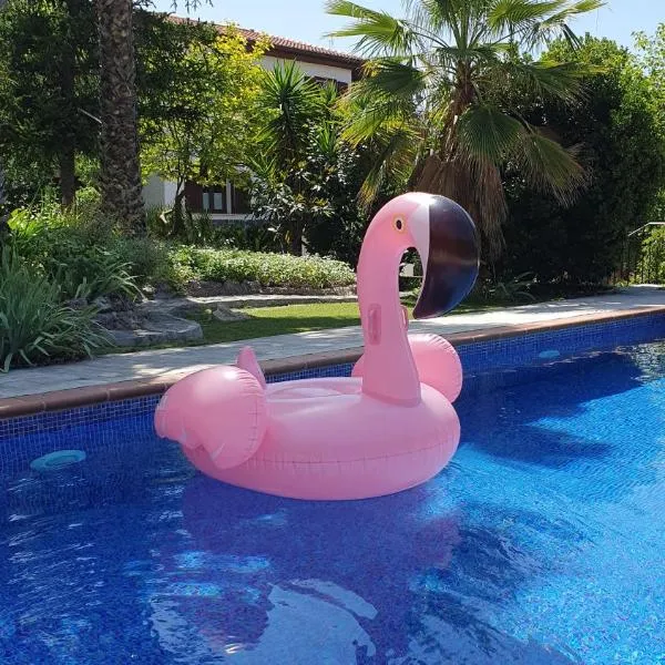 Casa Los Flamencos, hotel v destinácii Monachil