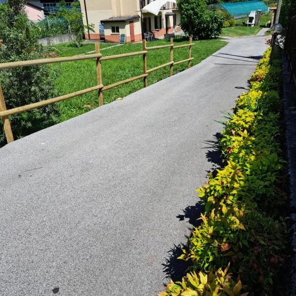 Green & Blue House, отель в городе Вальброна
