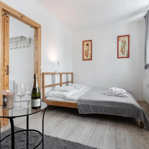 HK apartments by Správa ubytka, hotel in Rokytnice nad Jizerou