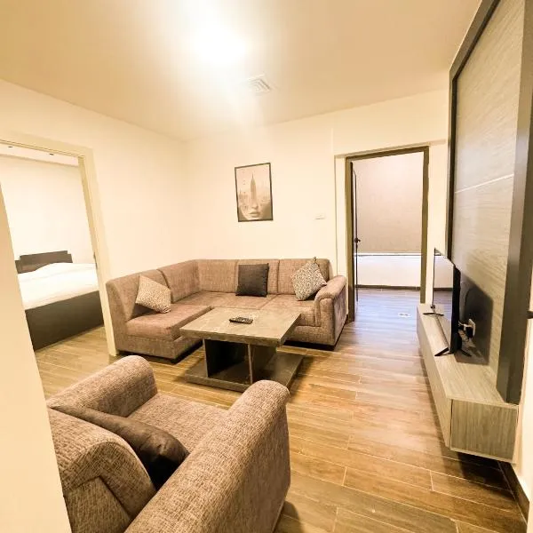 central apartment for rent 27, khách sạn ở Umm Uthainah