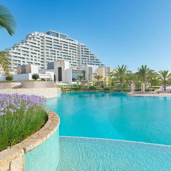 City of Dreams Mediterranean - Integrated Resort, Casino & Entertainment, hotel en Episkopi Lemesou