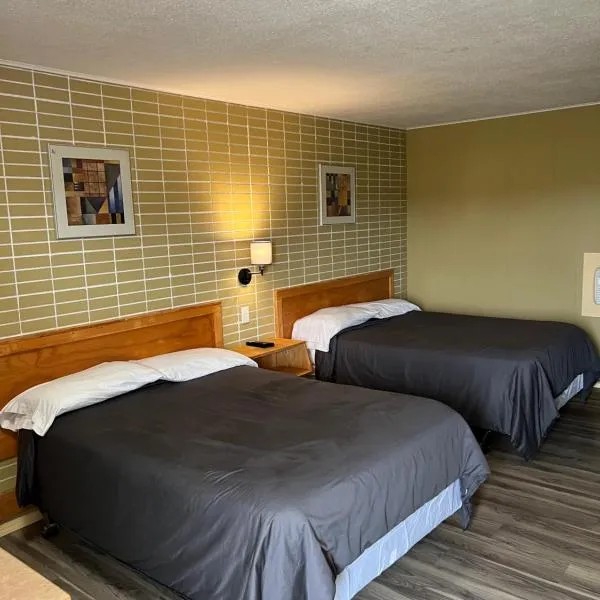Motel 66 โรงแรมในTranscona