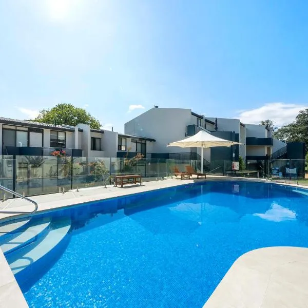 Manuka Park Serviced Apartments, hotel a Canberra