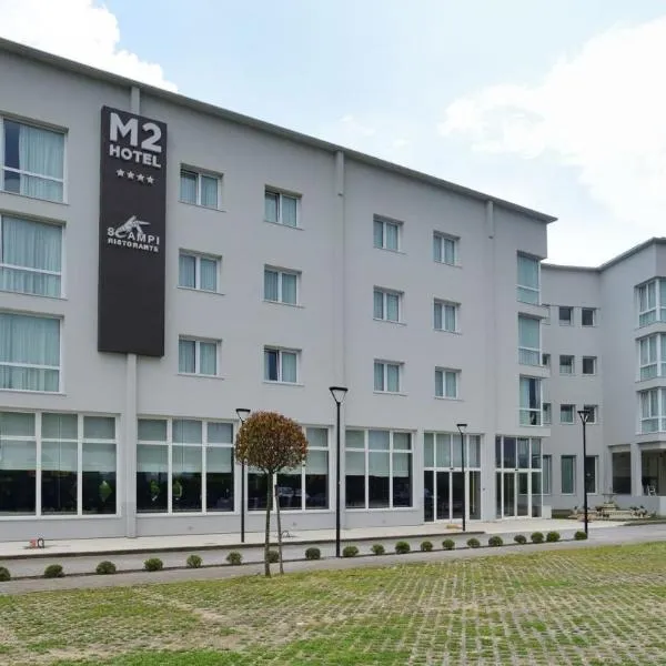 M2 Hotel, хотел в Кампи Бизенцио