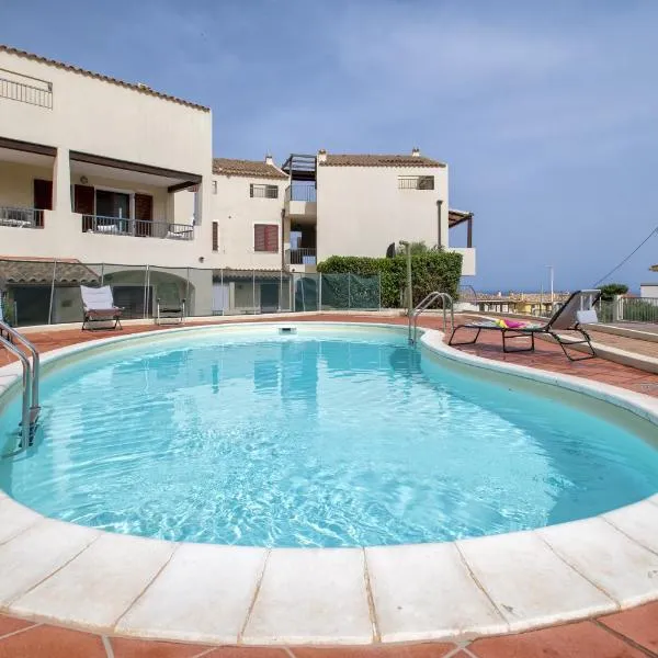 Soleluna apartment, hotel Castelsardóban