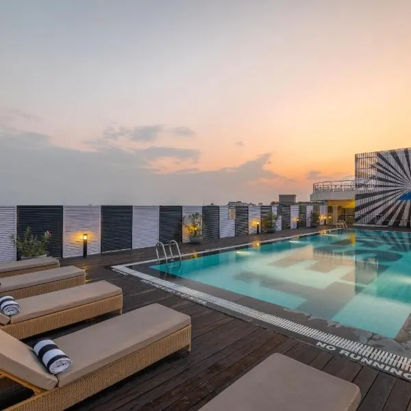Sunday Hotel Jaipur, ξενοδοχείο στη Τζαϊπούρ