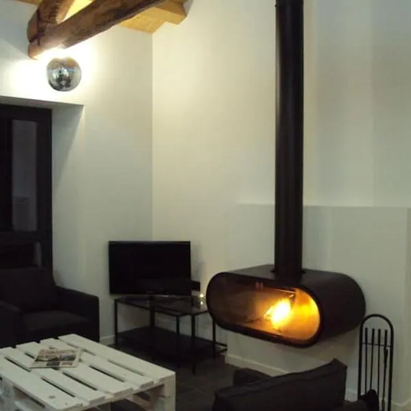 EL BAILE, casa con jacuzzi al lado de Peñafiel, hotel in Olmos de Peñafiel