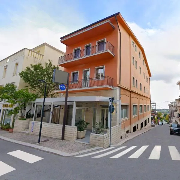 HOTEL HOUSE GARGANO, hotel em Borgo Celano