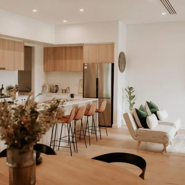 SYLO Luxury Apartments - Penthouse with City Views – hotel w mieście Adelaide