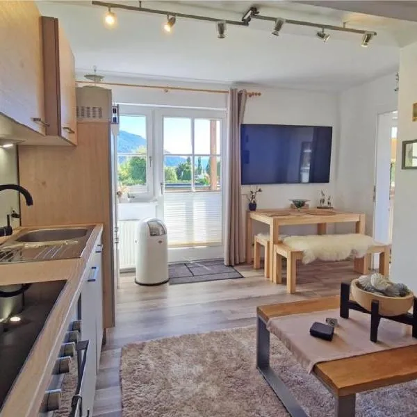 Appartement Bergsee SUN - am Wildsee - atemberaubende Aussicht, hotel in Seefeld in Tirol