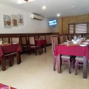 Kottaram Hotels Ottaplam, hotel in Cheruppulasseri