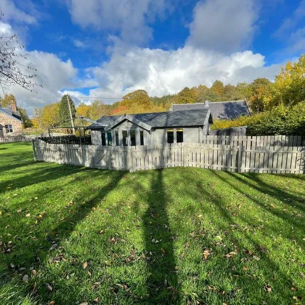 Daisy Cabin, hotel v destinaci Kincardine OʼNeil