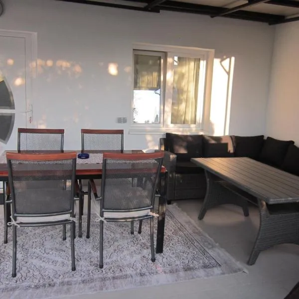 Studio Apartment Solis, hotel Cavtatban